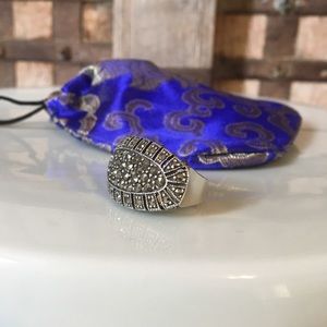 🌳🕊VINTAGE ring